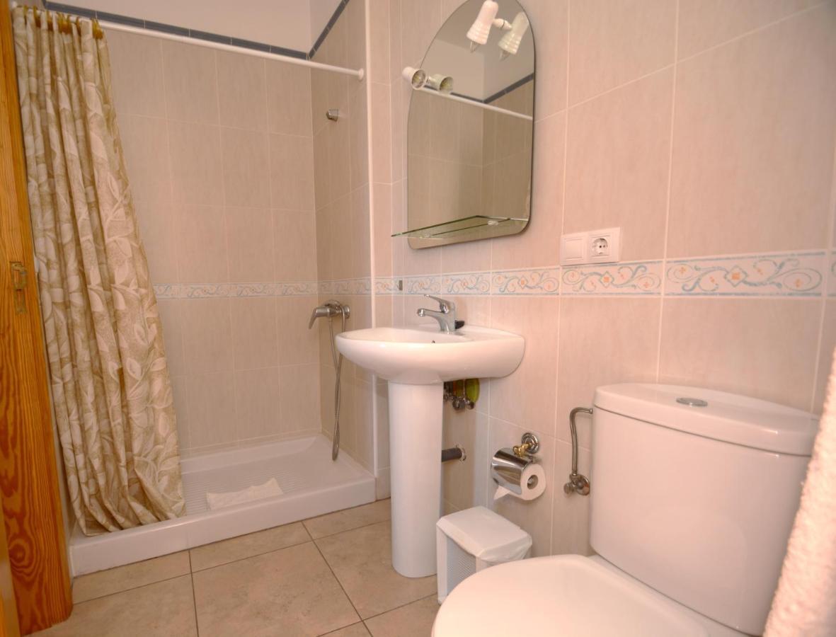 Apartamentos Andrea Calera Esterno foto