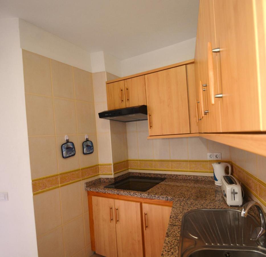 Apartamentos Andrea Calera Esterno foto